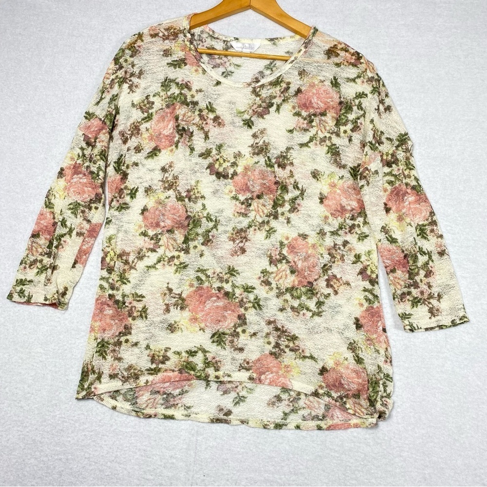 Charming Charlie Floral Blouse Women's M Lightweight Sheer 3/4 Sleeve Gauze Top